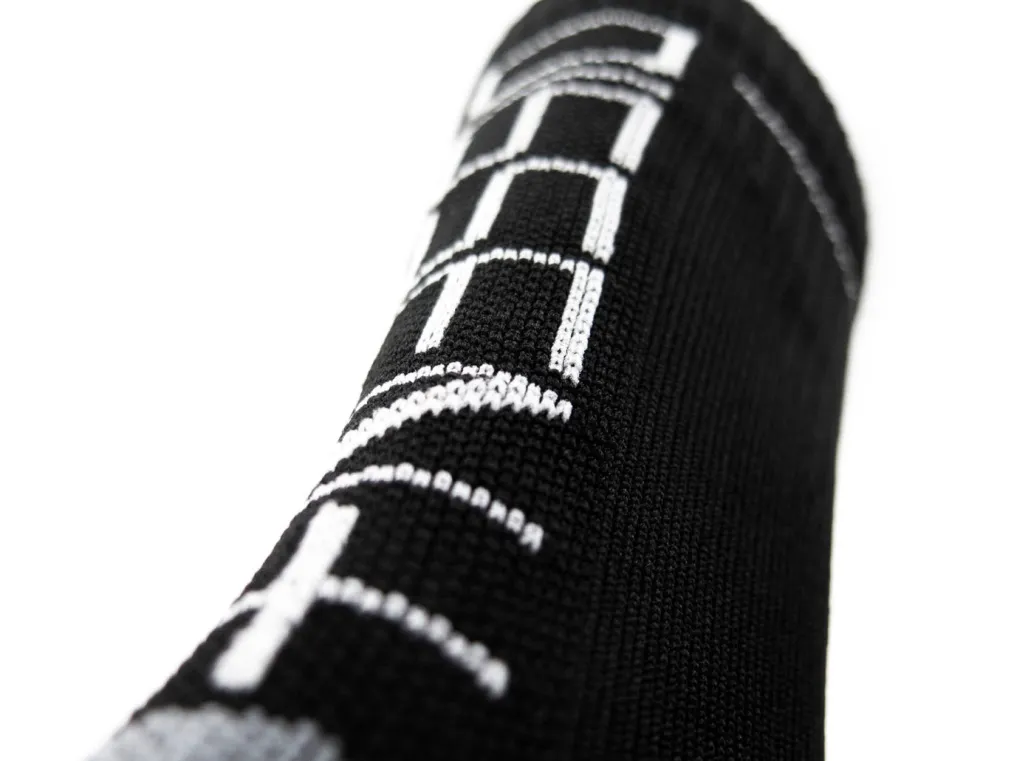 Dissent Supercrew Comp Nano 8" - Ultimate Breathability Bike sock MTB