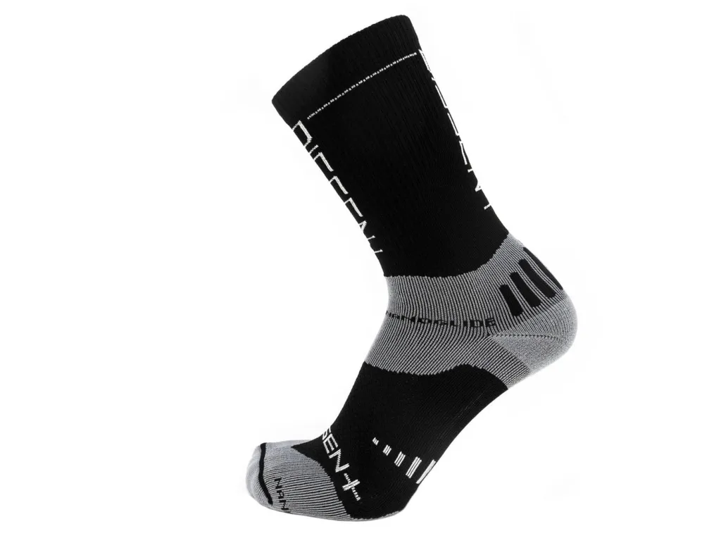 Dissent Supercrew Comp Nano 8" - Ultimate Breathability Bike sock MTB