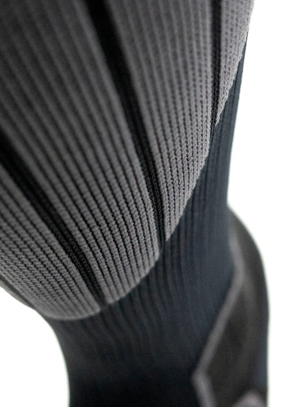 Dissent GFX Compression Hybrid DLX-Wool